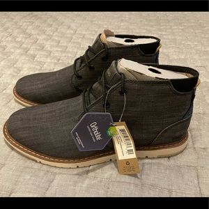 Tom’s NAVI men size 10 chukka shoe